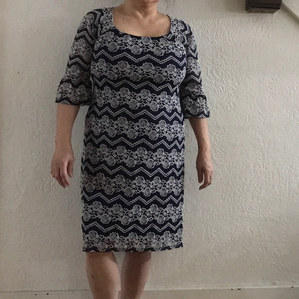 NWT Dress Barn 3/4 Lace Sleeves Classy